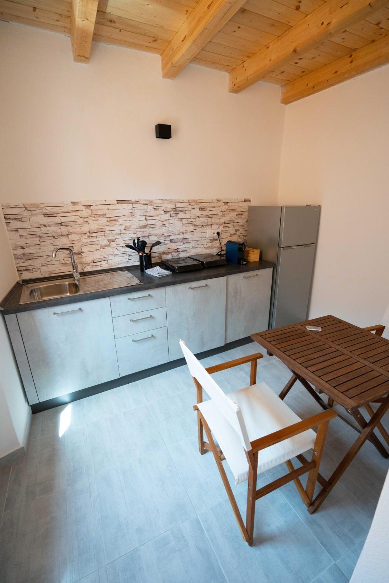 Casa Mirto Hotel Bosa Ngoại thất bức ảnh