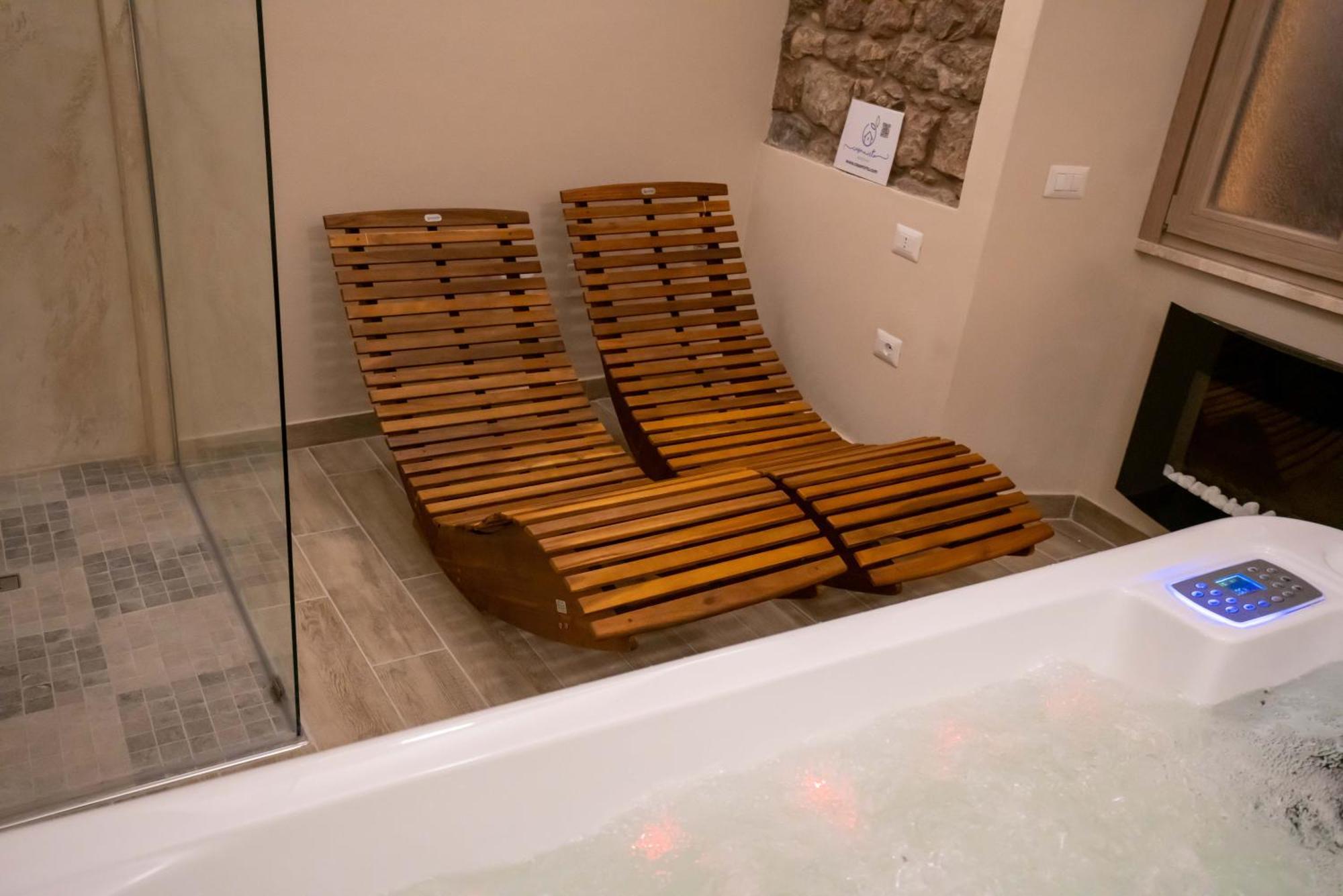 Casa Mirto Hotel Bosa Ngoại thất bức ảnh